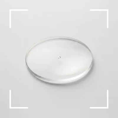 Surface defect detection on a lens