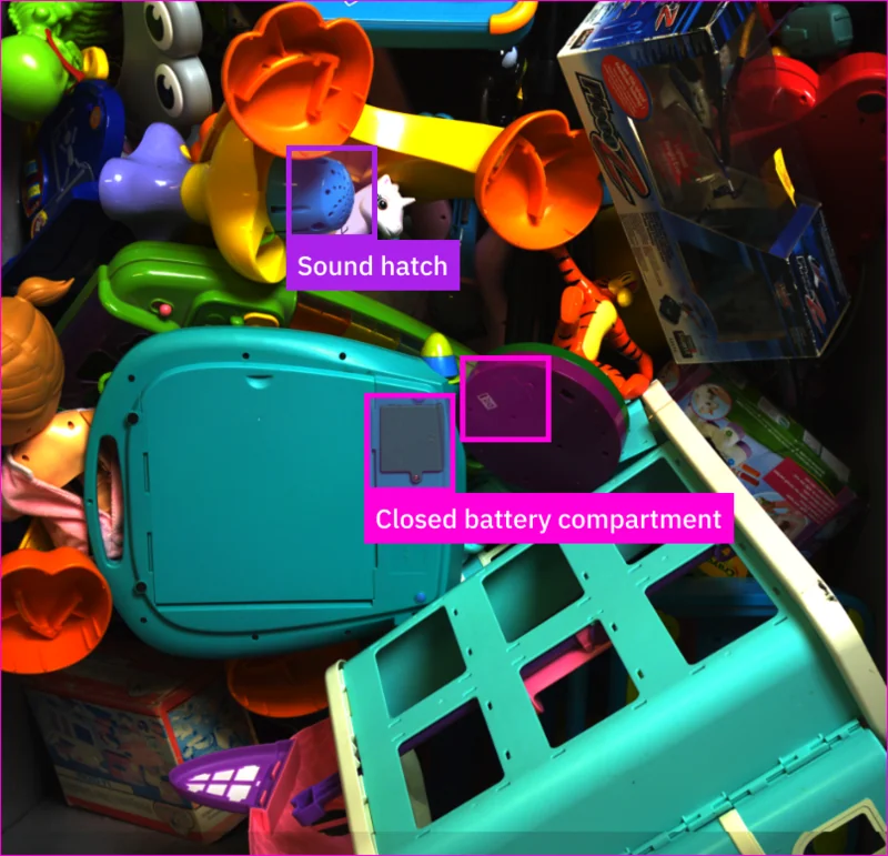 Sound hatch and battery compartment detected by the model